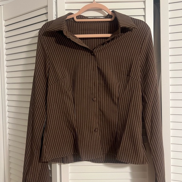 🌸Brown Striped Top - Picture 2 of 6